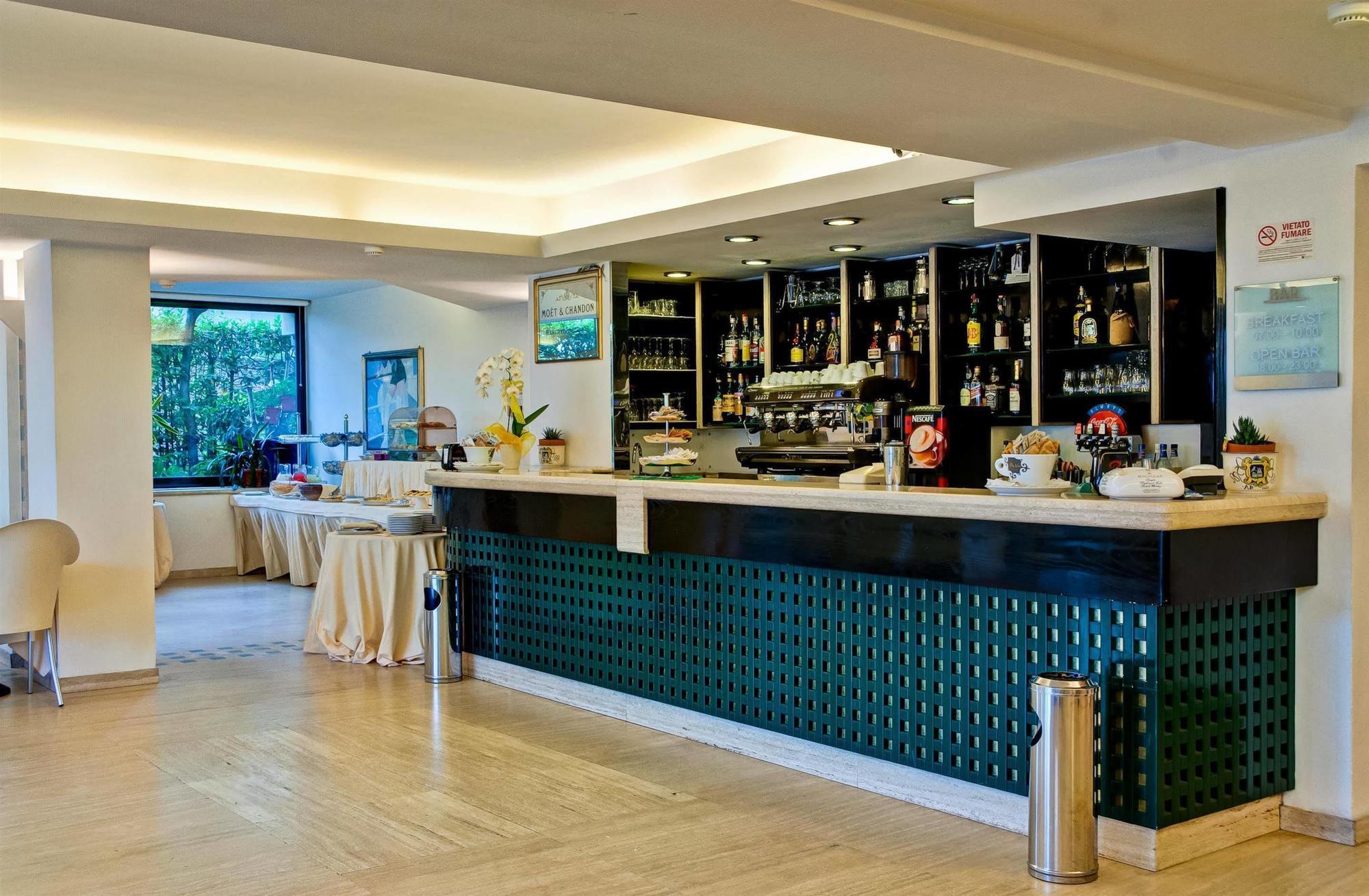 Hotel Europa Beach Village Джуліанова Екстер'єр фото